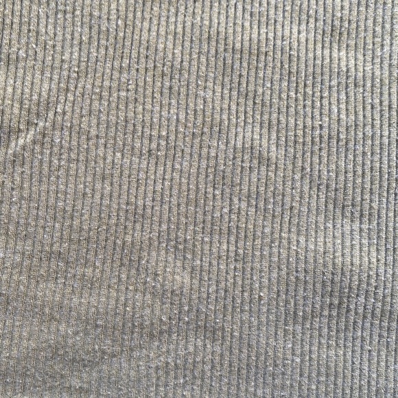 Bandier x WSLY Rivington ribbed tank in khaki green - Picture 4 of 7